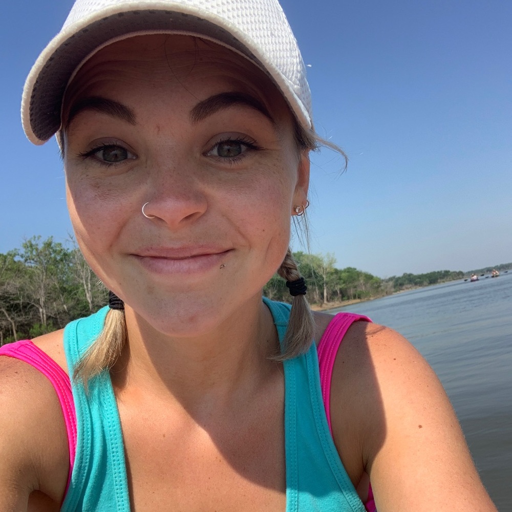 Meet your Posher, Katelyn (& make an offer! 😘 )